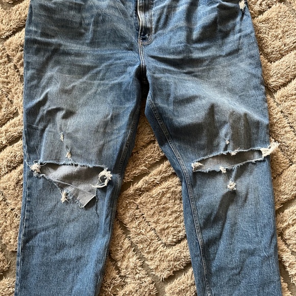 Curve Love 90s Ultra High Rise Straight Jeans, Curve Love 90s Ultra High Rise - Picture 2 of 4